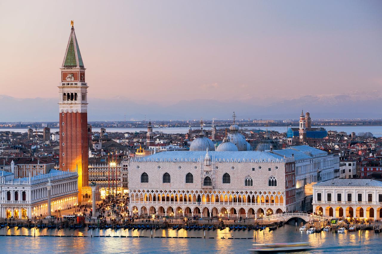 San Polo Near Rialto Fish Market Veneza Exterior foto